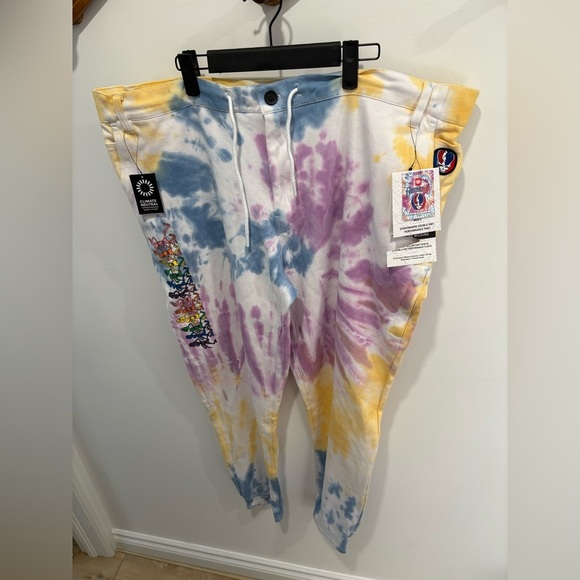 NWT- 686 Greatful Dead Everywhere performance Joggers - Picture 2 of 11